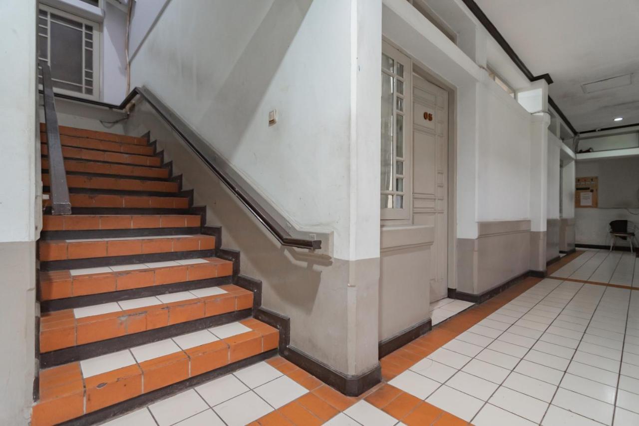 Koolkost Near Bandung Station Hotel Екстериор снимка
