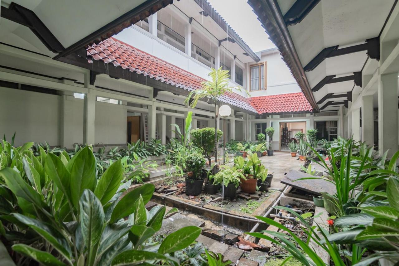 Koolkost Near Bandung Station Hotel Екстериор снимка