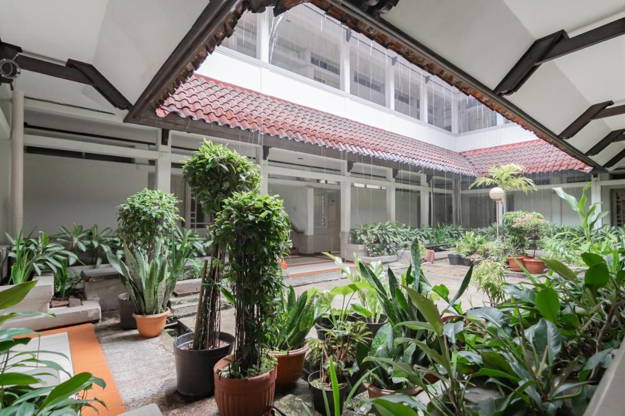 Koolkost Near Bandung Station Hotel Екстериор снимка